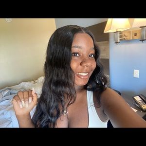 Meet your Posher, Jules